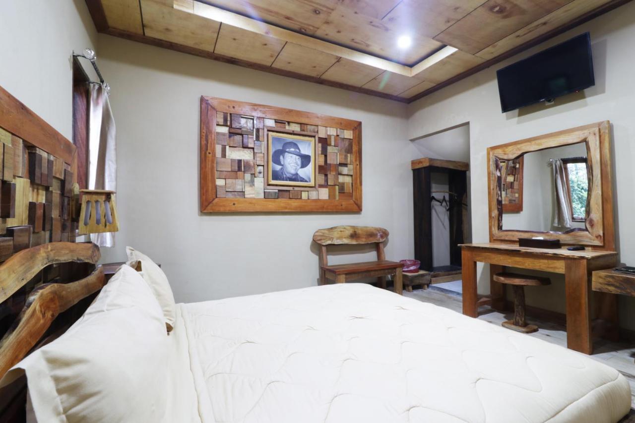 Alloyna Country Cottage Brastagi Berastagi Exterior foto